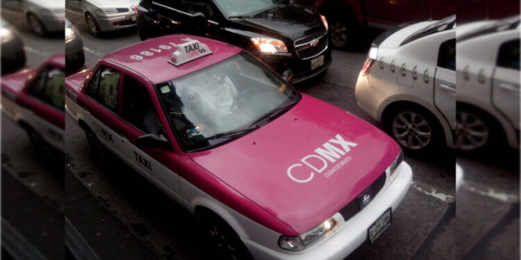 Dejan de operar 70 mil concesiones de taxistas: Semovi