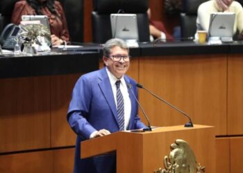 Monreal crítica a quienes aplauden resolución de SCJN, pero también protegen a una casta de privilegiados