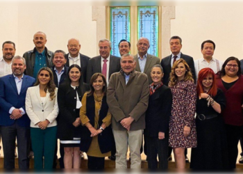 «Que nos declaren también non gratos», dicen Sheinbaum y gobernadores