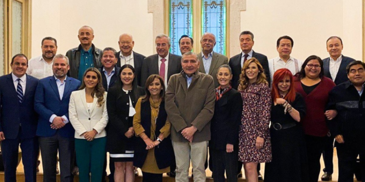 «Que nos declaren también non gratos», dicen Sheinbaum y gobernadores