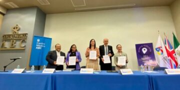 Firman convenios ÁO y el Centro Médico ABC en beneficio de los grupos más vulnerables y para la erradicación de la violencia de género