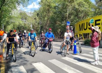 Muévete en Bici cumple 16 años en CDMX
