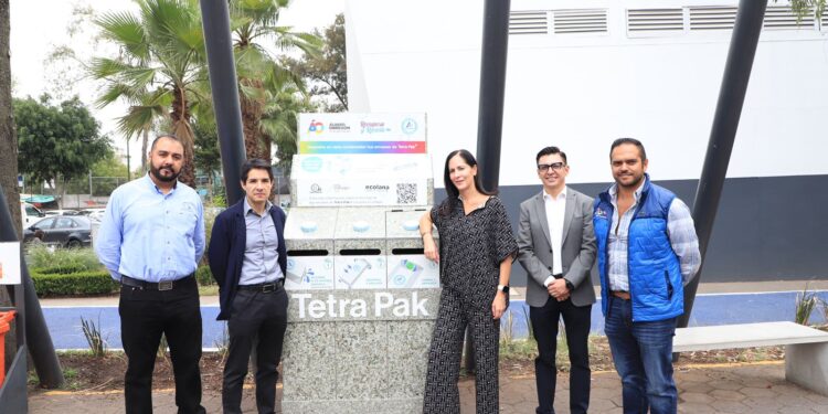 ÁO, primera Alcaldía con contenedores para reciclar tetra pak