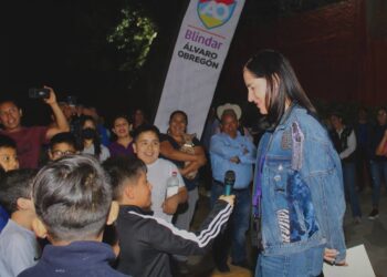 Cabe destacar que con estos 19 caminos blindados han sido beneficiados casi 152 mil vecinas y vecinos de 21 colonias de la demarcación.