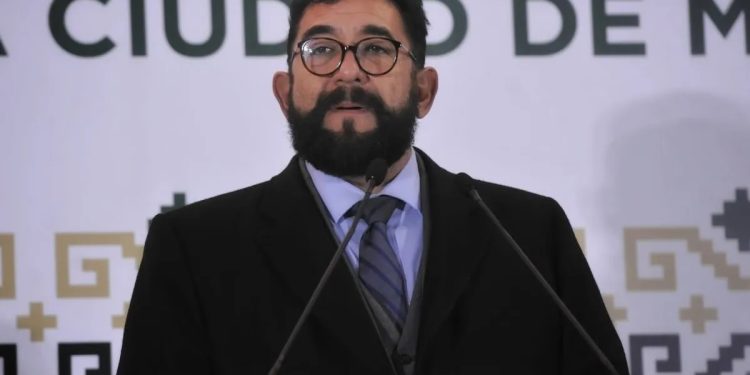 En este caso, la acusada en realidad es la víctima, probablemente hasta por su condición de mujer, por lo que deberían tomar conocimiento del asunto la Coordinación General de Investigación de Delitos de Género y Atención a Víctimas, que encabeza Sayuri Herrera Román. FOTO: FGJCDMX