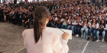 El arreglo que aprueben los diputados en el Pleno no tendrá fundamento legal sólido porque deben cubrir las lagunas Constitucionales para salvar el trámite. Lo veremos.