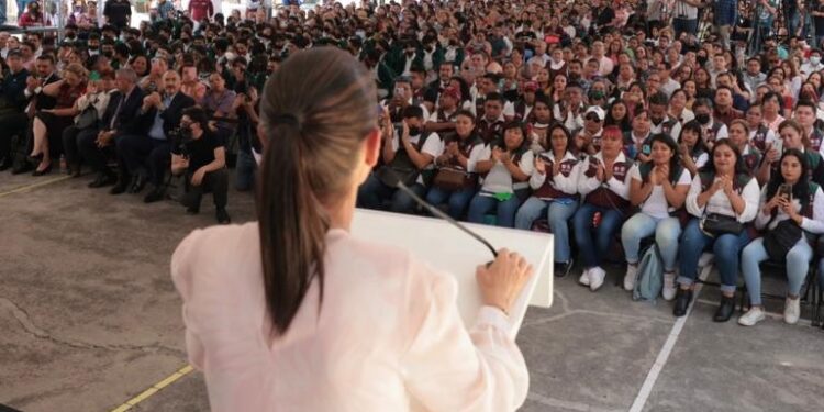 El arreglo que aprueben los diputados en el Pleno no tendrá fundamento legal sólido porque deben cubrir las lagunas Constitucionales para salvar el trámite. Lo veremos.