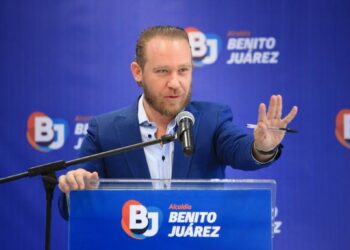 Luego de enumerar los pendientes que deja Claudia Sheinbaum, el alcalde de Benito Juárez los calificó como “la lista del terror de los pendientes, del terror de la gobernabilidad, del fracaso de un gobierno”.