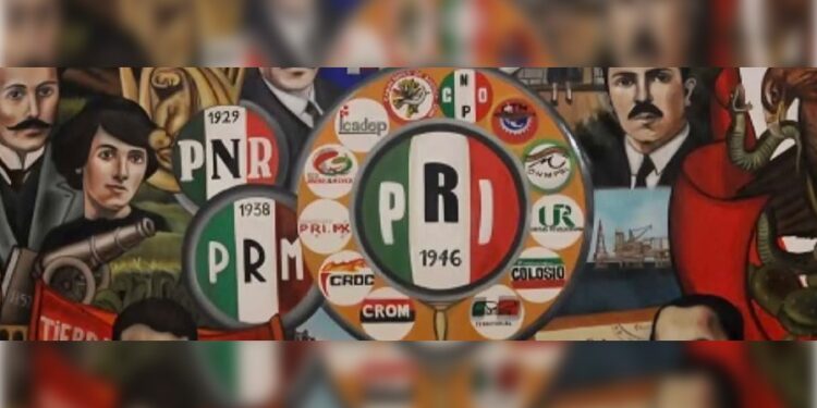 México, ya tuvo sus independencia, reforma y revolución; hoy requerimos un gran cambio para mejorar porque las segundas versiones o copias son muy malas. Nuestra evolución reformista y reformadora es una inspiración de constante acción y pensamiento futurista. Ver hacia adelante y exponer lo que vamos a hacer para rescatar a México del populismo.. CRÉDITO FOTO, PRI Durango.