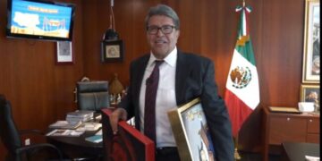 Monreal confirma que solicitará licencia el viernes