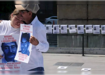 Familiares protestan por papás desaparecidos en CDMX