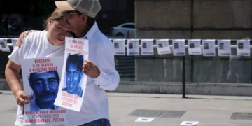 Familiares protestan por papás desaparecidos en CDMX