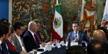 Dado el éxito, continuará retiro de cable en desuso en todo Coyoacán: alcalde