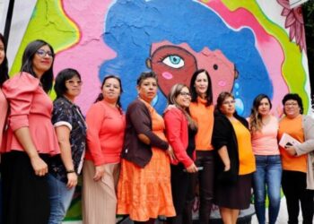 Es trascendental que la voz de las mujeres se apodere del espacio público: Lía Limón