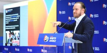 Funcionarios ligados a la desaparición de los 43 de Ayotzinapa ahora son los encargados de FGJ para la persecución política en CDMX: alcalde Santiago Taboada