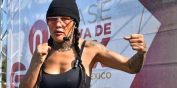 Entrena  Mariana ‘Barby’ Juárez en la Alcaldía Coyoacán