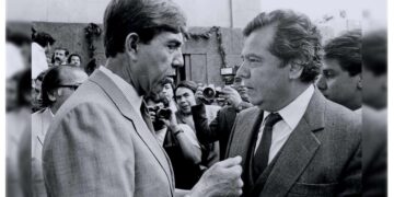 De por si al jefe de la policía capitalina, Omar García Harfuch, no lo digieren en Palacio Nacional, seguramente menos después del viernes, cuando le dio tremenda exhibida al presidente Andrés Manuel López Obrador