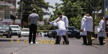 Hay dos datos verdaderamente alarmantes para los habitantes de la Ciudad de México. El primero: la tasa de homicidios se disparó durante la administración de Claudia Sheinbaum y el número de personas desaparecidas creció multiplicado por 13.