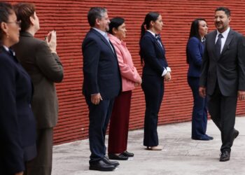 Por segunda ocasión en la última semana, el jefe de Gobierno de la Ciudad de México Martí Batres decretó que la capital del país “es progresista”, “es de izquierda” y descartó que haya alguna persecución en contra alguien de la oposición o alguna fuerza política en particular.