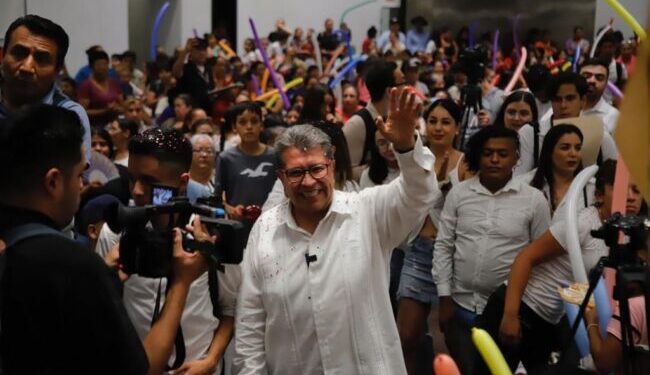 Fundamental, encontrar formas innovadoras para conservar y utilizar el agua en el país: Ricardo Monreal