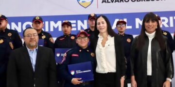 Realizan séptima entrega de reconocimientos al mérito a policías de Blindar ÁO 