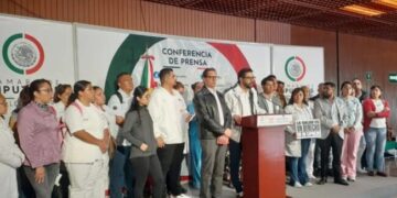 Garantizan médicos servicio de salud en CDMX