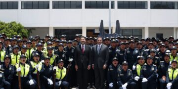 Martí Batres destacó que en los Cursos Básico de Formación Inicial tuvieron una paridad de género histórica, al integrase 50 por ciento por hombres y 50 por mujeres.