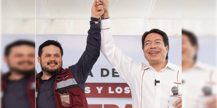 Como no queriendo la cosa, el presidente nacional de Morena, Mario Delgado, anda sondeando cómo lo recibe la gente en la Ciudad de México, y por eso se sacó de la chistera eso de que el partido entregue al menos un millón de credenciales para quien lo solicite.