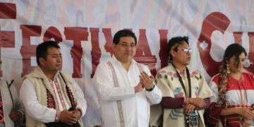 Nos cuentan que en Xochimilco, el alcalde de Morena, José Carlos Acosta, pretende repetir el modelo del también edil morenista Francisco Chíguil para la Gustavo A. Madero (GAM), pero sin la misma formalidad de fondo.