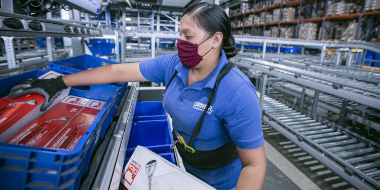 Ni ahora, ni cuando se convierta en la candidata de Morena a la Presidencia de la República, Claudia Sheinbaum podrá presumir que la generación de empleos formales fue uno de sus logros como jefa de Gobierno de la Ciudad de México.