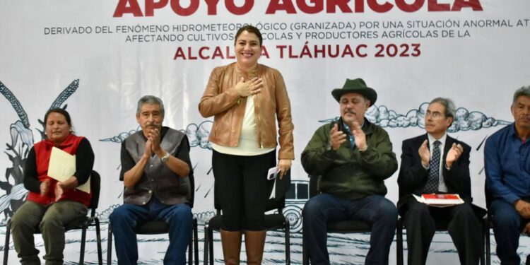 El Gobierno de la Ciudad de México, a través de la Dirección General de Desarrollo Económico y Rural de la Alcaldía Tláhuac, dio a conocer la entrega del “Apoyo agrícola derivado del fenómeno hidrometereológico (granizada) por situación anormal atípica”.