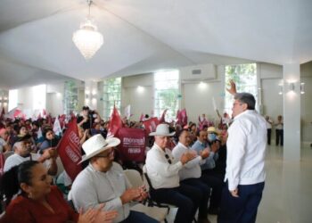 AMLO tiene derecho a inconformarse si considera que las resoluciones judiciales lo perjudican, asegura Ricardo Monreal