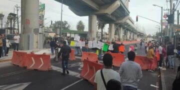 Continúan protestas de comerciantes afectados por la L-12