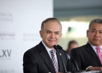 Impugna Mancera proceso del Frente Amplio