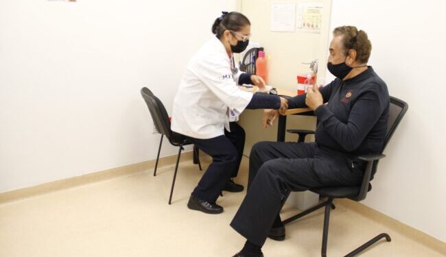 Atiende ‘Clínica Adulto Mayor’ a 860 mil personas