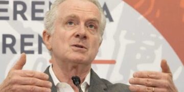 Creel se baja de la contienda presidencial por el Frente Amplio