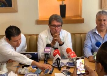 Ante una oposición que se agrupa, Morena no debe titubear en mantener la unidad: R. Monreal