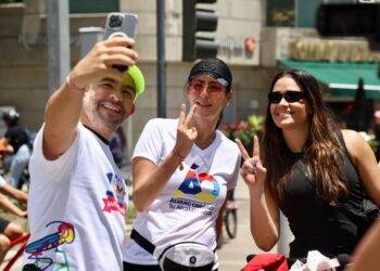 Participa  Lía Limón en la celebración del primer aniversario de MuéveteMH