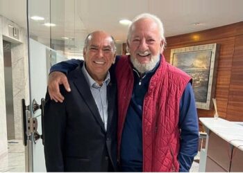 El viernes pasado, el diputado Toño Pérez inauguró la “Casa Jalisco en la Ciudad de México” ante más de 250 invitados, entre los que destacó su amigo empresario Carlos Fastlicht, quien se sabe que tiene línea directa con el presidente Andrés Manuel López Obrador. FOTO: Juan Luis Sánchez