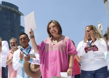 Xóchitl Gálvez ahora interpuso un juicio de amparo en contra de la Secretaría de Gobierno de la Ciudad de México, pues acusa que también usaron las redes sociales oficiales para agredirla y difamarla. FOTO: X / Xóchitl Gálvez