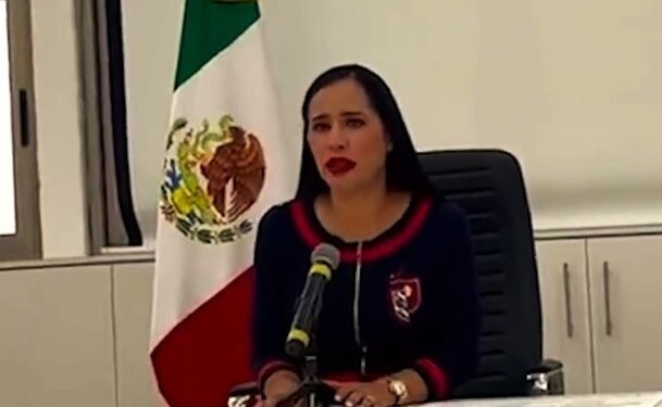 La licencia de Sandra Cuevas como alcaldesa de la Cuauhtémoc para supuestamente ir en busca de la candidatura de la oposición a la Jefatura de Gobierno de la Ciudad de México es un claro revire de Ricardo Monreal en contra de la decisión de Claudia Sheinbaum de apoyar a su ex jefe de la policía, Omar García Harfuch, para que vía Morena contienda por ese cargo. FOTO: X / Sandra Cuevas