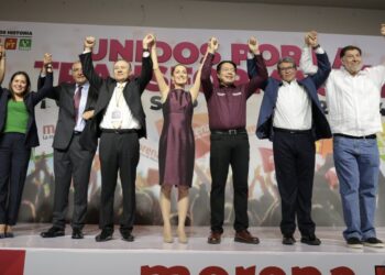 Ante lo cuestionada que resultó su designación como virtual candidata presidencial de Morena, Claudia Sheinbaum tiene una encrucijada.