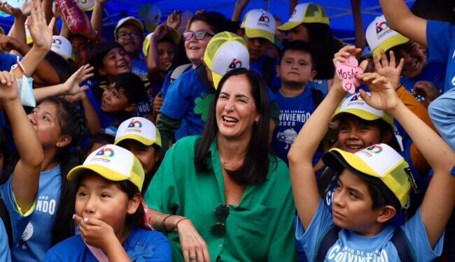 La alcaldesa de Álvaro Obregón Lía Limón y aspirante a la candidatura opositora para la Jefatura de Gobierno de la Ciudad de México, aseguró estar “bien posicionada” en las encuestas y además tiene la experiencia política y en la administración pública suficiente para participar y ser competitiva ante los otros aspirantes del Frente Amplio por México. FOTO: Alcaldía ÁO