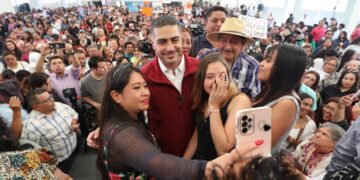 De botepronto me respondió: “Necesitamos alguien como Omar que nos dé muchos votos para lograr el ‘Plan C’ del presidente”, que es ganar a toda costa la mayoría calificada de dos terceras partes de la Cámara de Diputados y el Senado de la República. FOTO: Campaña Harfuch