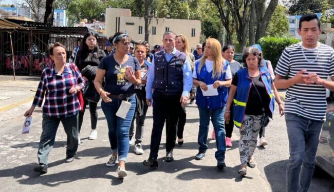 Encabeza Giovani Gutiérrez jornada de servicios urbanos en Coyoacán
