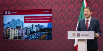 Reporta avance de 85% en retiro de espectaculares de azoteas