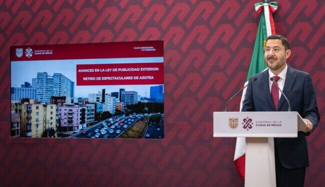 Reporta avance de 85% en retiro de espectaculares de azoteas