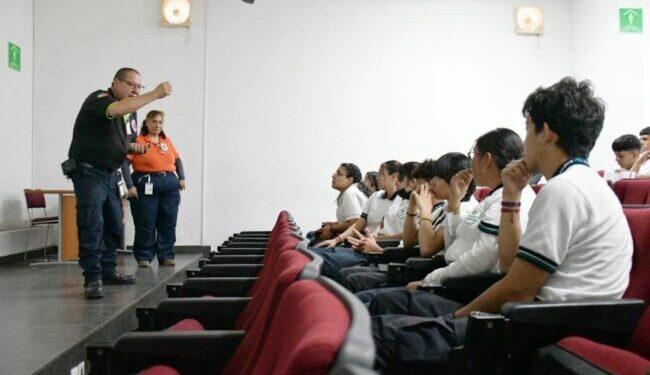 La Alcaldía Azcapotzalco impulsa cultura de la prevención en instituciones educativas, sector privado y población en general