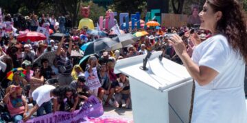 Equipo de Clara Brugada confirma que si recibió recursos para asamblea informativa