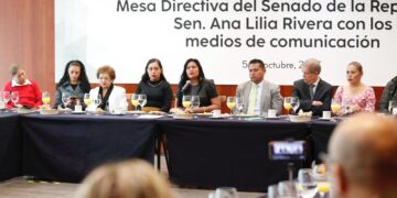 La presidenta de la Mesa Directiva, Ana Lilia Rivera Rivera, aseguró que en el Senado de la República están comprometidos para dar cumplimiento a las sentencias de la Suprema Corte de Justicia de la Nación, “siempre respetando estrictamente el principio de separación de poderes”. FOTO: Especial